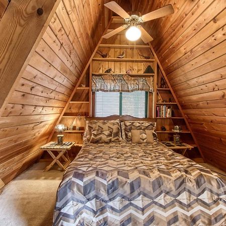 Mountain Springs Chalet แกตลิงเบิร์ก ภายนอก รูปภาพ